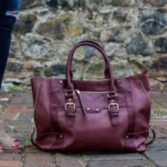 Sole Society Handbags - Sole Society SUSAN Winged Faux Leather Tote NWOT